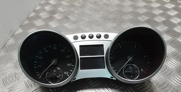 Mercedes-Benz ML W164 Speedometer (instrument cluster) A2514405947 A2C53337596
