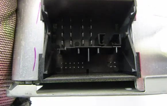Radio/CD/DVD/GPS head unit