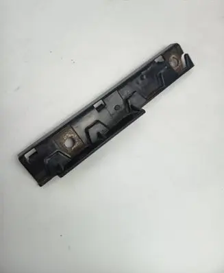 Fender mounting bracket