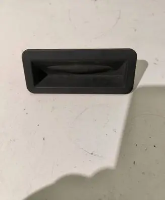Ford Kuga I Tailgate opening switch 6M5119B514AC