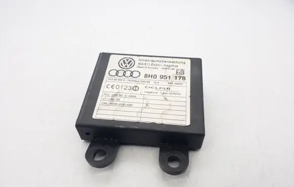 Audi A4 S4 B6 8E 8H Alarm control unit/module 8H0951178