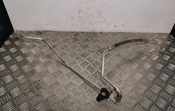 Jeep Grand Cherokee Air conditioning (A/C) pipe/hose 68161181AA