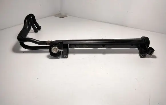 Seat Ibiza II (6k) Fuel pressure regulator 037133035H 06A133317A 99T2430002