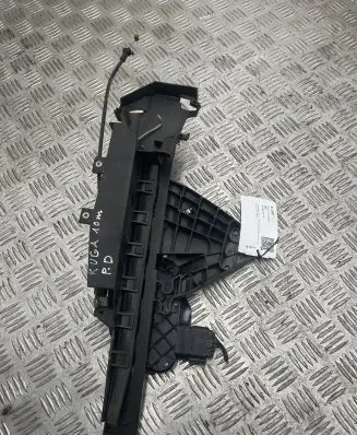 Ford Kuga I Front door lock