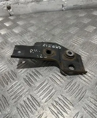 Radiator support slam panel bracket