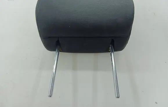 Toyota Avensis T250 Front seat headrest 
