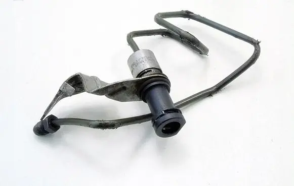 BMW X3 E83 Clutch pipe/line 6756452