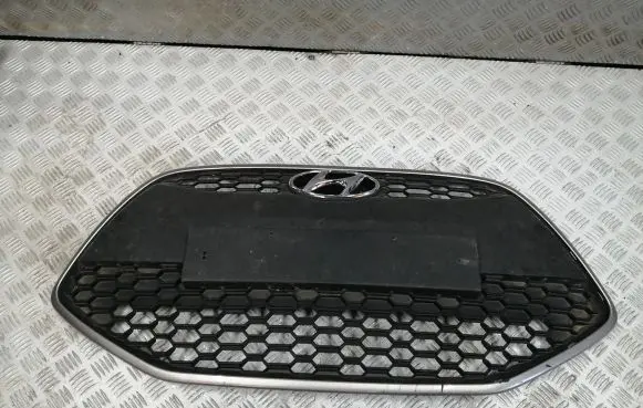 Hyundai ix20 Front bumper upper radiator grill 863511K500