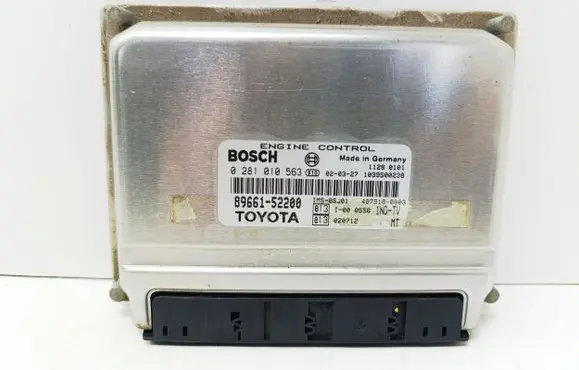 Toyota Yaris Engine control unit/module 8966152200