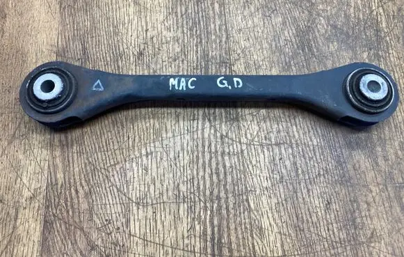 Rear control arm