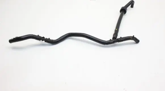 Volkswagen Golf VII Engine coolant pipe/hose