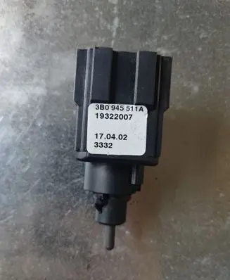 Clutch pedal sensor
