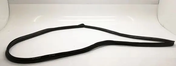 Mercedes-Benz C W204 Rubber seal front door (on door) A2047400578
