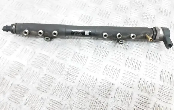 Fuel main line pipe