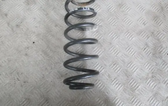 Peugeot 3008 I Rear coil spring