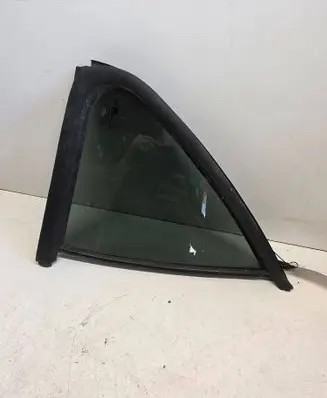 KIA Sorento Rear vent window glass 835723E000