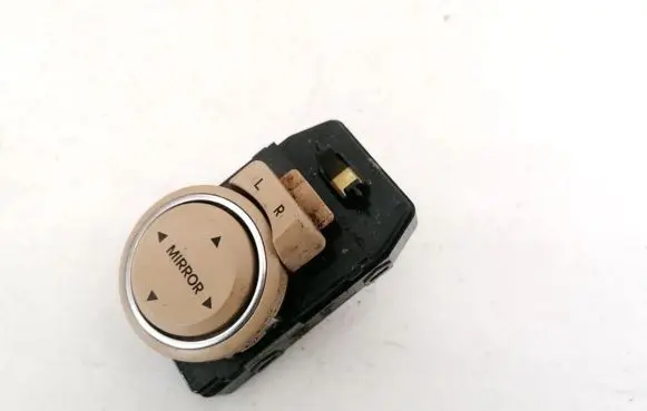 Hyundai Sonata Wing mirror switch 202006586