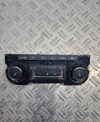Skoda Octavia Mk2 (1Z) Climate control unit 3T0907044AS 5HB00974945 0SW0401