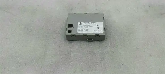 Mercedes-Benz SL R230 Door central lock control unit/module A2305403945