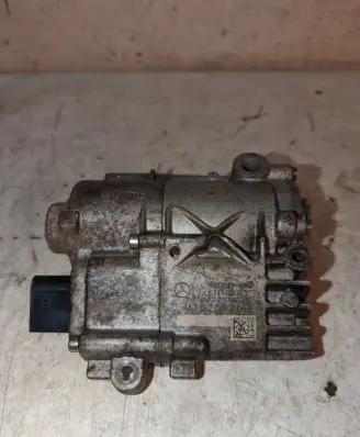 Mercedes-Benz C AMG W204 Other gearbox part A2212700197
