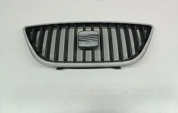 Seat Ibiza IV (6J,6P) Front grill 6J0853651