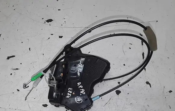 Toyota Hilux (AN10, AN20, AN30) Front door lock