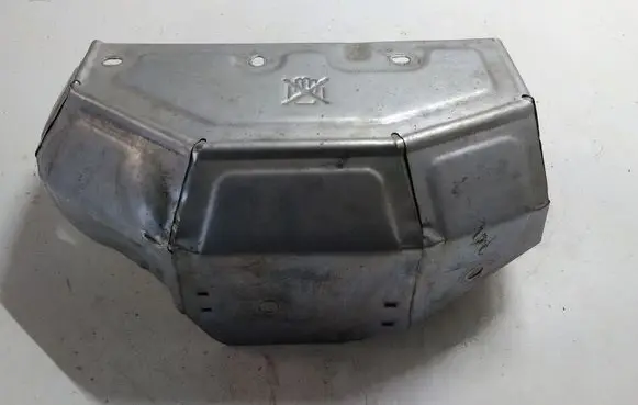 Citroen DS3 Heat shield in engine bay 7584307