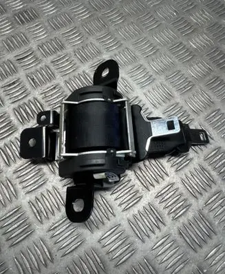 Nissan Qashqai Middle seatbelt (rear) 606161961