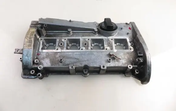 Audi A4 S4 B5 8D Rocker cam cover 