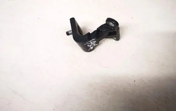 Volkswagen Polo IV 9N3 Tailgate/trunk/boot hinge