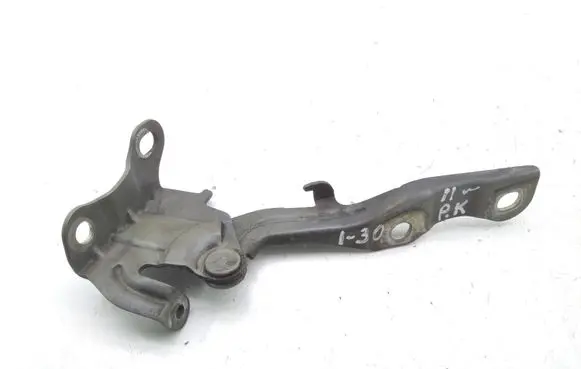 Hyundai i30 Engine bonnet/hood hinges
