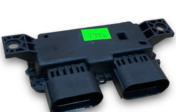Mercedes-Benz C W205 Central body control module A2993 A0009008214