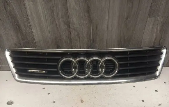 Audi A6 S6 C5 4B Front grill 4Z7853651