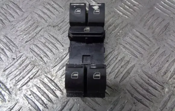 Volkswagen PASSAT B6 Electric window control switch 1K4959857