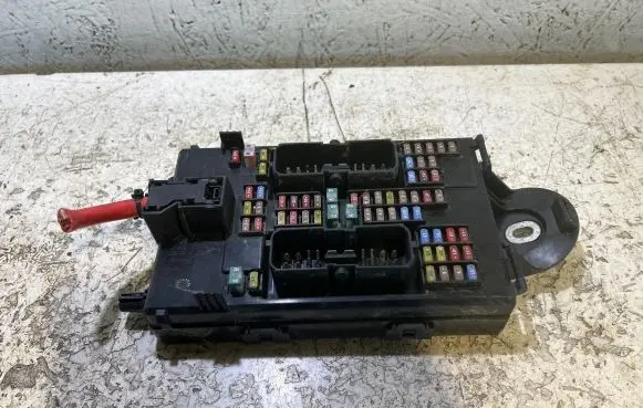 Volvo XC90 Fuse box set 31346672 0028093 K067R