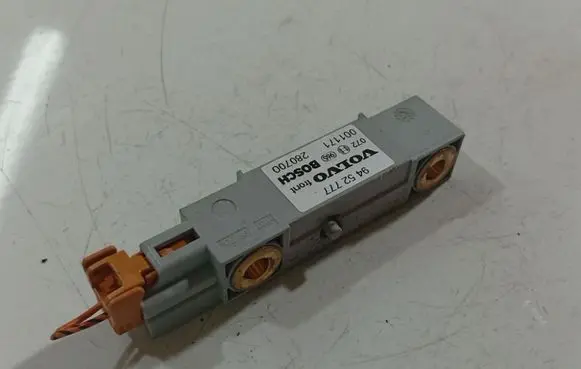 Volvo S60 Airbag deployment crash/impact sensor 9452777
