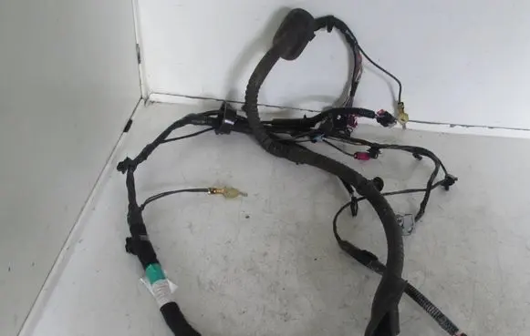 Tesla Model 3 Tailgate/trunk wiring harness P206878902b A1121104T106550