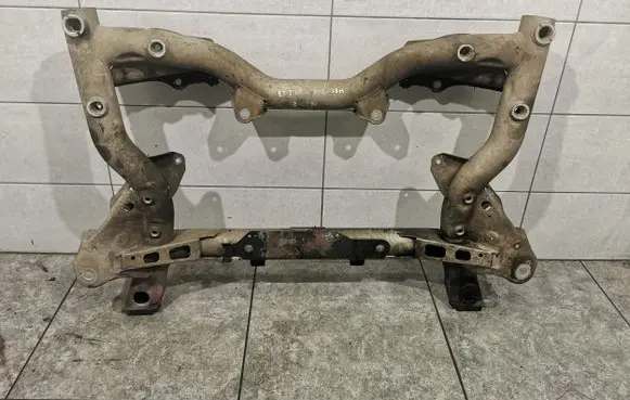 Mercedes-Benz E W212 Front subframe