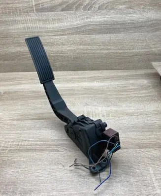 Opel Astra G Throttle cable 69292711