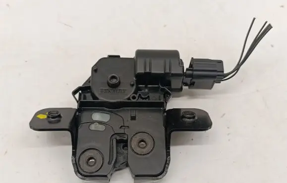 Nissan Juke II F16 Tailgate/trunk/boot lock/catch/latch 846304010R