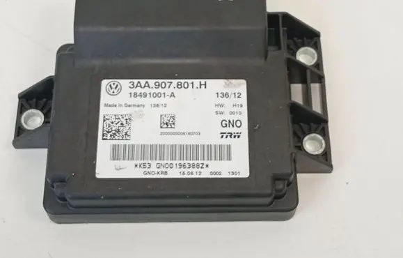 Audi Q3 8U Hand brake control module 3AA907801H 18491001A GN00196388Z