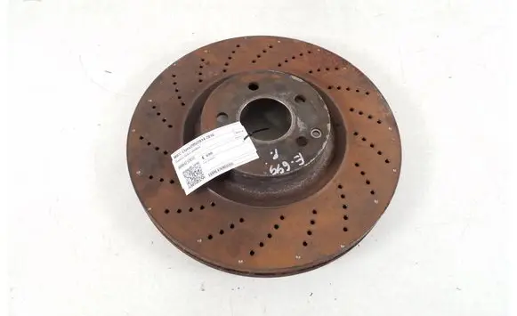 Mercedes-Benz C W205 Front brake disc A0004212012