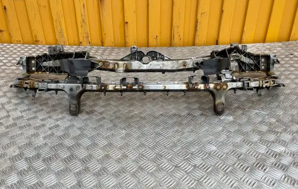 Ford Focus C-MAX Radiator support slam panel