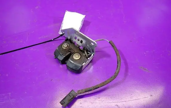 Fiat Albea Tailgate/trunk/boot lock/catch/latch 