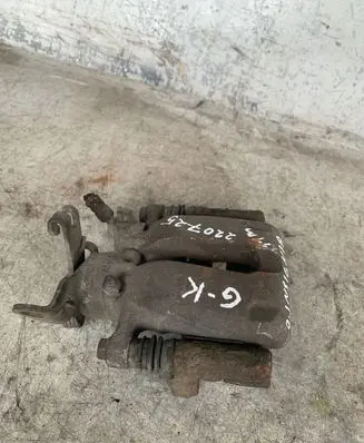 Opel Insignia A Rear brake caliper