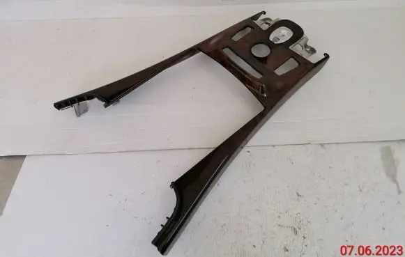 Mercedes-Benz S W221 Center console decorative trim A2216801807