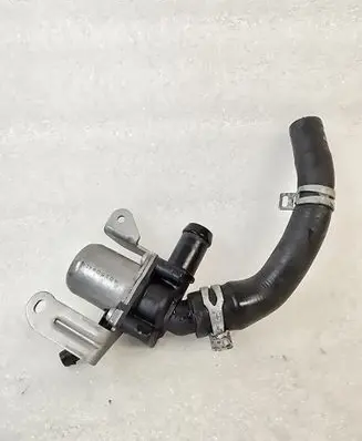 Volvo XC90 Coolant heater control valve 32222659