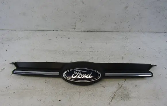 Ford Focus Front grill BM51-BA133-B