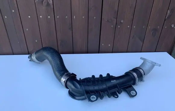 Mazda 6 Intercooler hose/pipe 0913280352