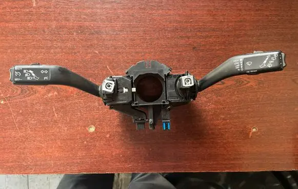 Seat Leon (1P) Other switches/knobs/shifts 1K0953503EK